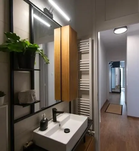 Apartment St Konstantinos Park